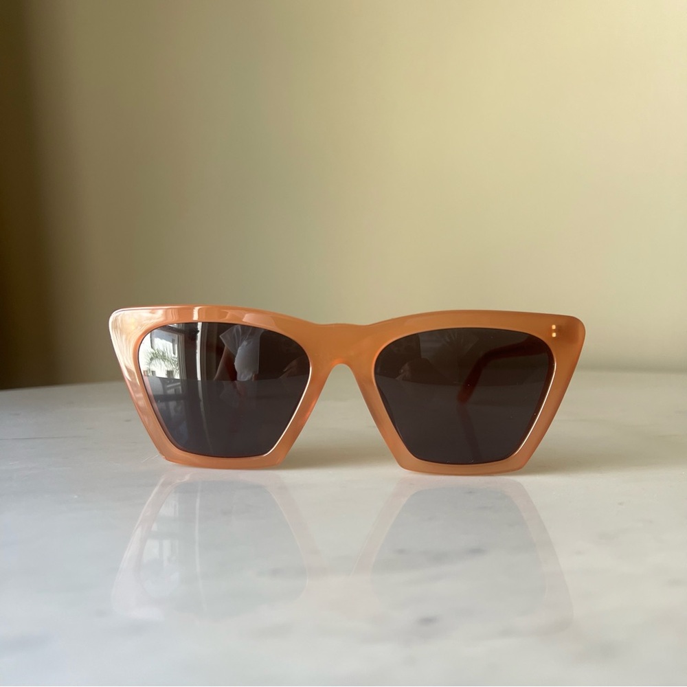 Illesteva Lisbon Sunglasses